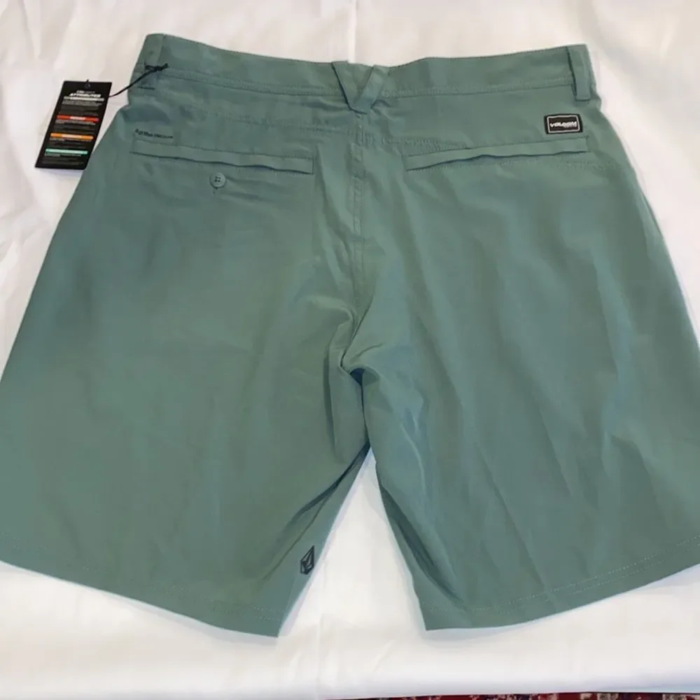 Volcom hybrid land